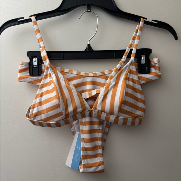 Cupshe Other - Cupshe Orange and White Striped Bikini Set
